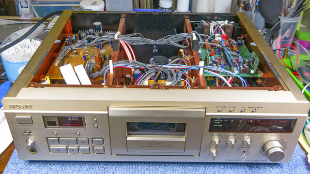 SONYカセットデッキTC-KA7ESの修理ゴムベルト交換 - 家電、ジャンク品