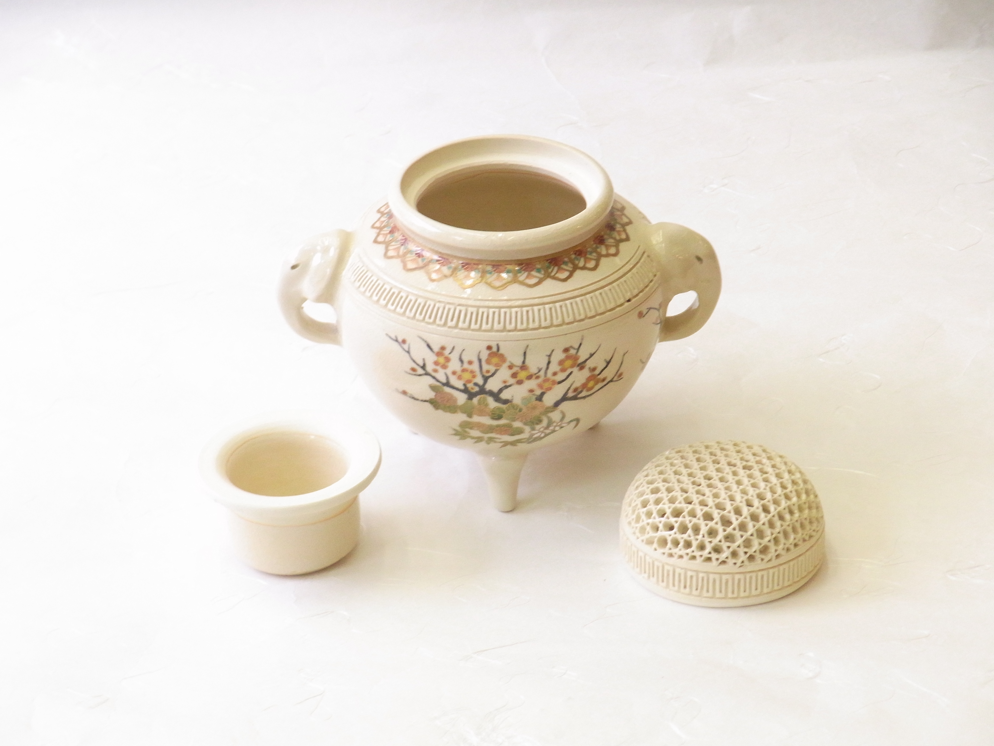 薩摩焼郷帰献上香炉無傷 薩摩焼郷帰献上香炉無傷 薩摩焼郷帰献上