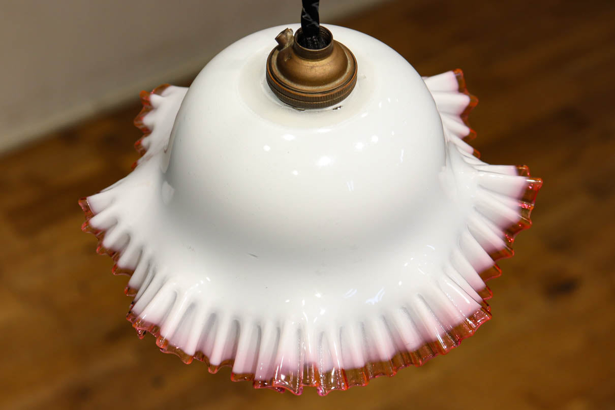 ピンクのフリルが可愛らしい電笠 DC5972 – 古福庵 [ KOFUKUAN