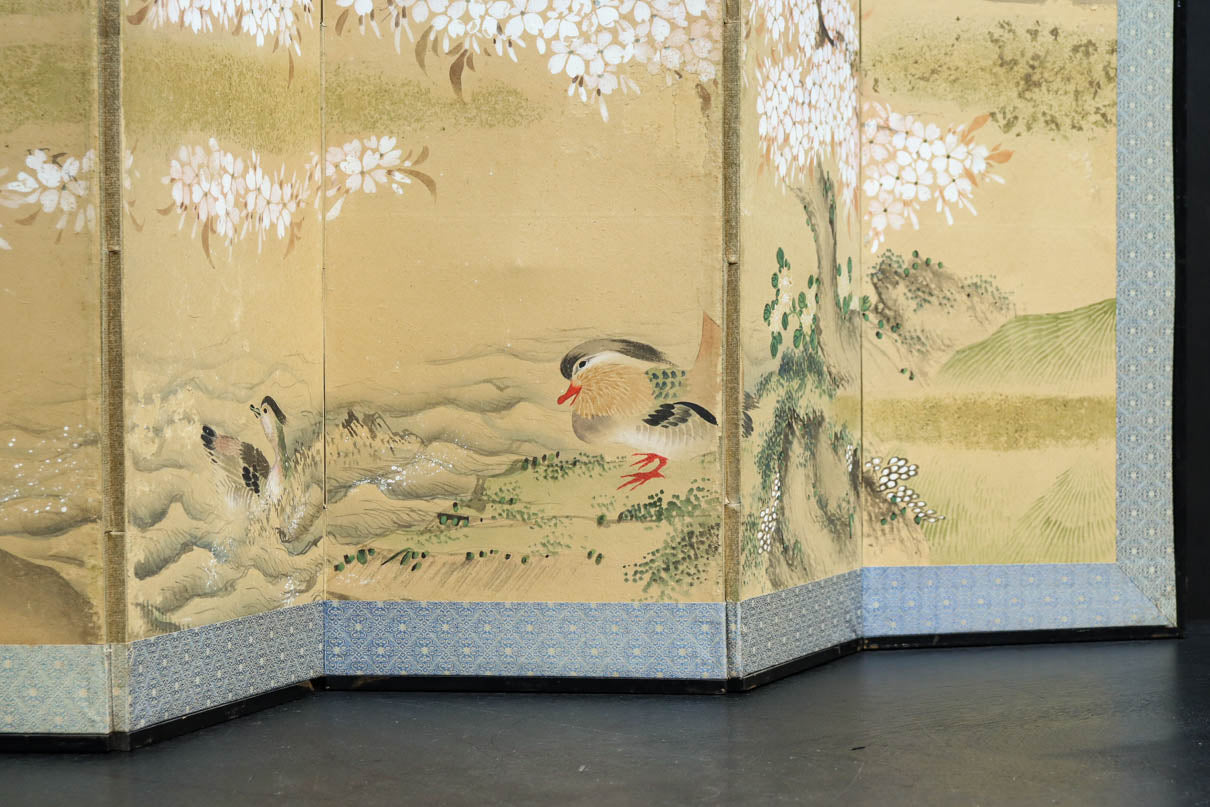 春と秋の季節を感じる六曲一双の小型屏風 DC8232 在庫一双(2隻1組