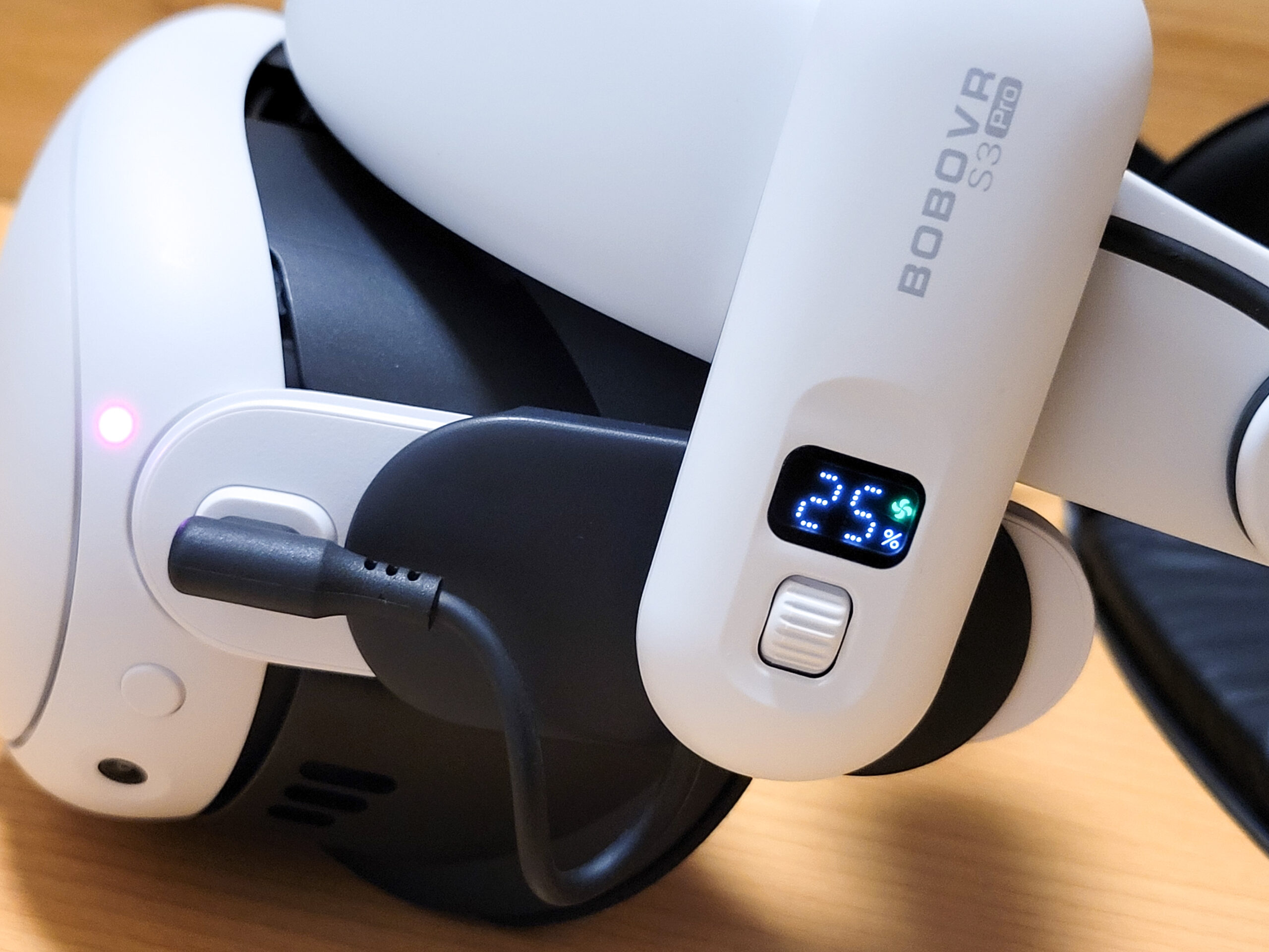 Quest 3ユーザーに大人気！VRを無限に遊べちゃう大容量バッテリー