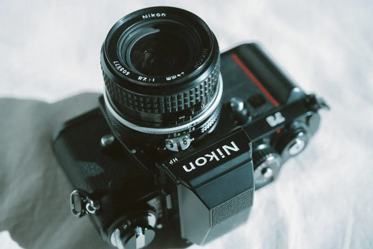 オールドレンズ】現役の広角レンズ「Ai NIKKOR 24mm f2.8」実写