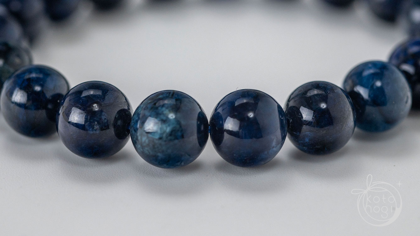 ブルースギライト - 天然石で作るお守りブレスレット、お守り数珠の