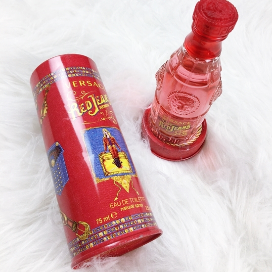 レビュー】ヴェルサーチ レッドジーンズ つけ始めと雰囲気がガラッと