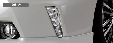 GARAX【ギャラクス】- プリウスα専用 フロントLEDウィンカー