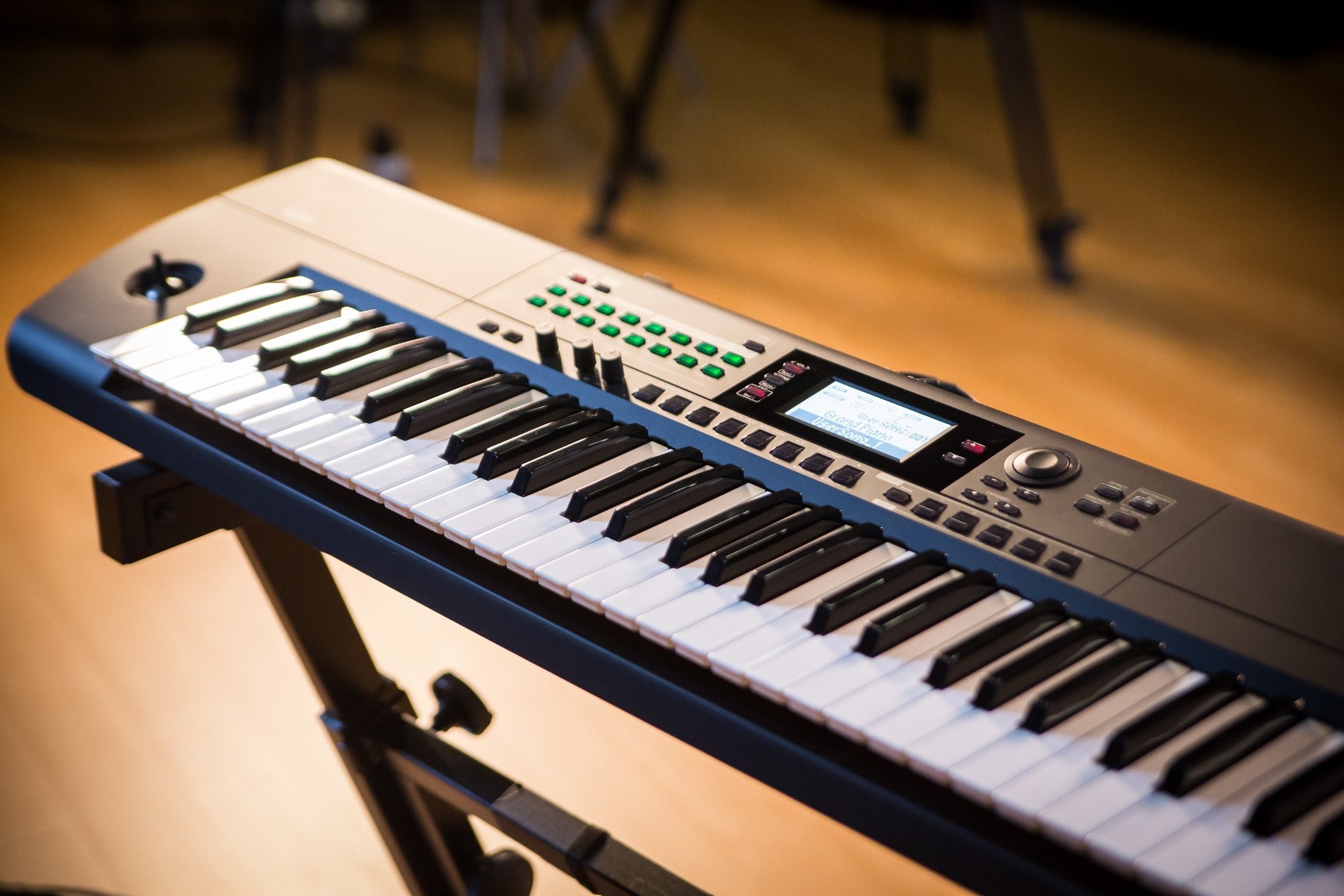 KORG i3 Music Workstation - Matte Black – Kraft Music