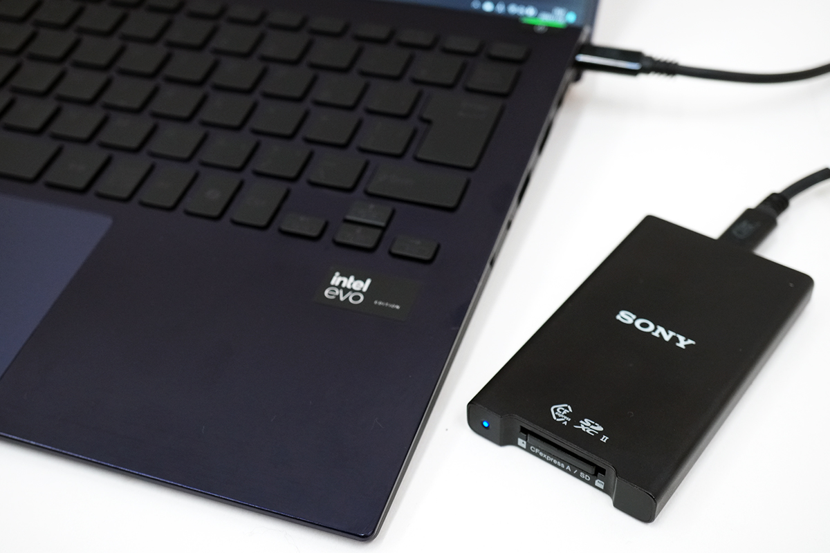 CFexpress Type A / SDメモリーカード両対応のカードリーダー「MRW-G2