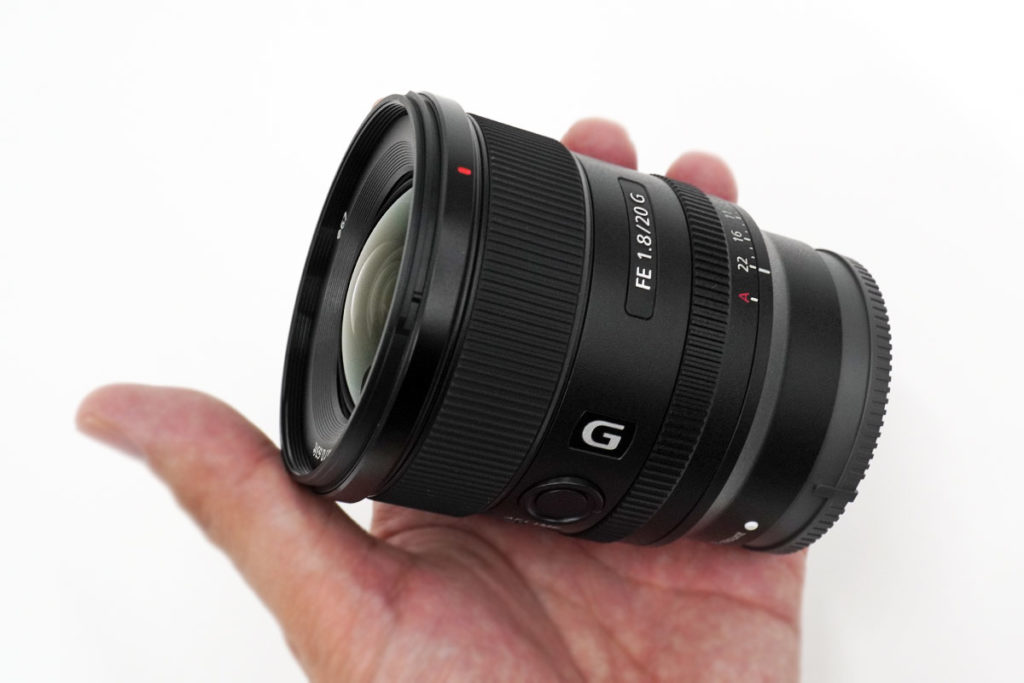 開放F1.8の大口径広角単焦点レンズ FE 20mm F1.8 G 「SEL20F18G