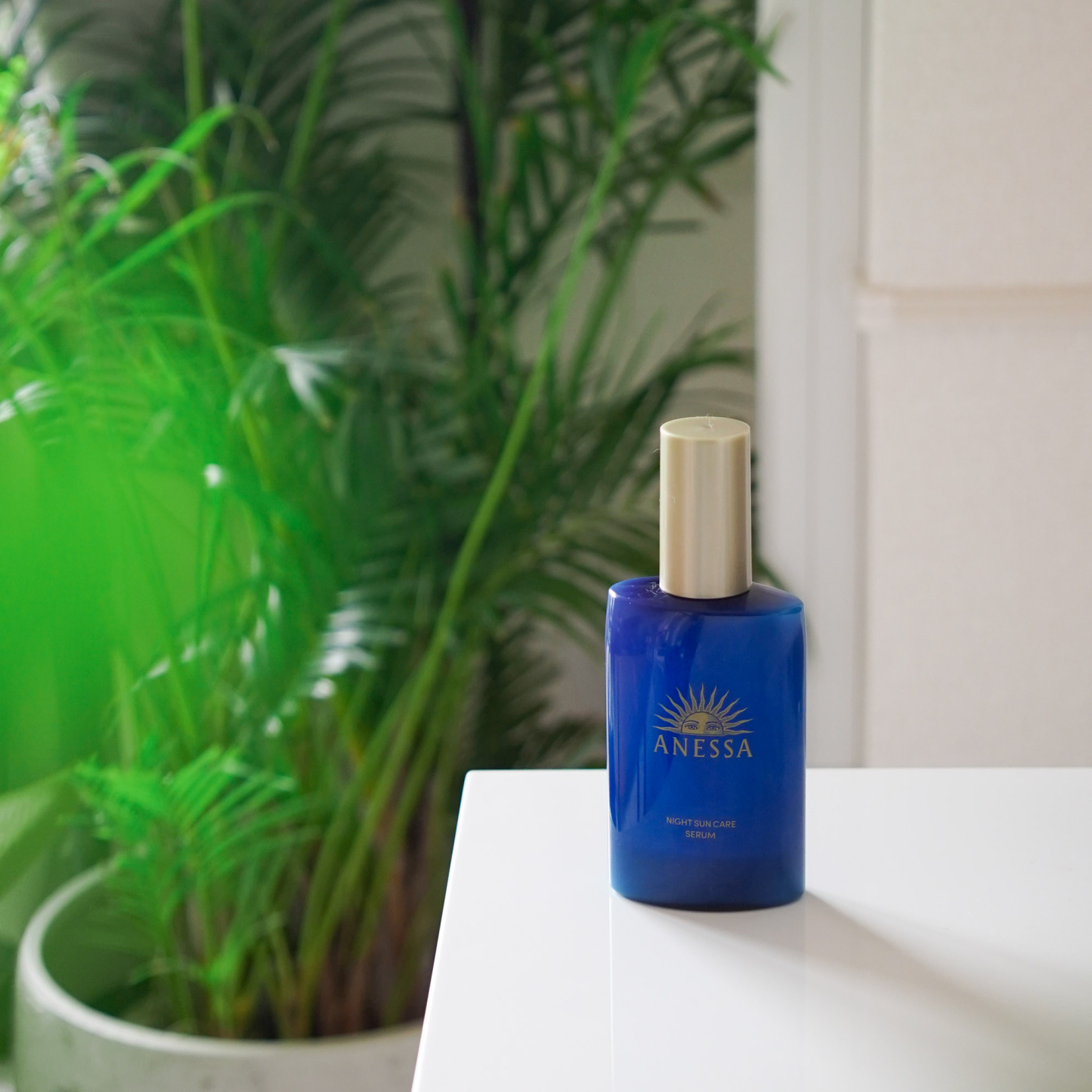 紫外線ダメージが気になる肌に！「アネッサ」の顔にもボディにも使える