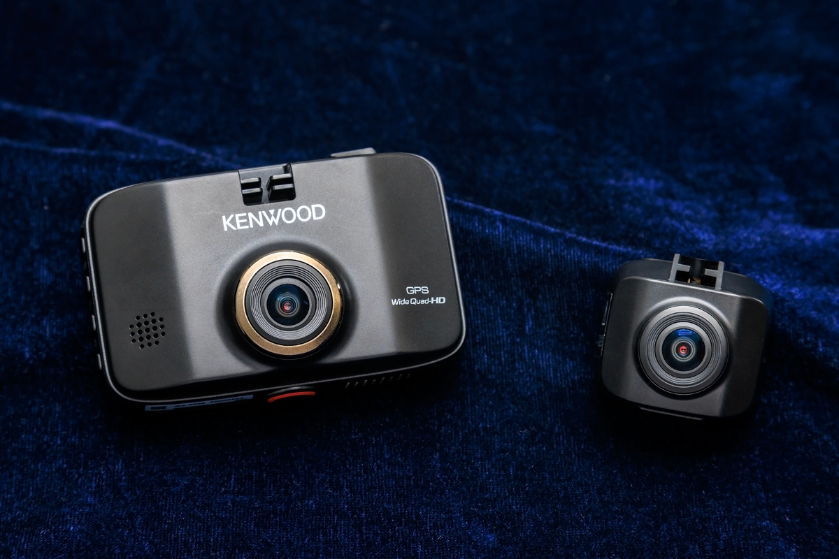 ケンウッドのドラレコ決定版 最新フルスペックモデル「DRV-MR870」を