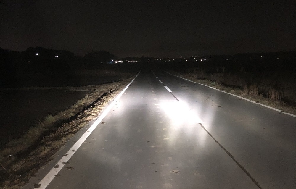 WR250R/Xにおススメ LEDヘッドライト SMC9-H4 取り付け | クロライト