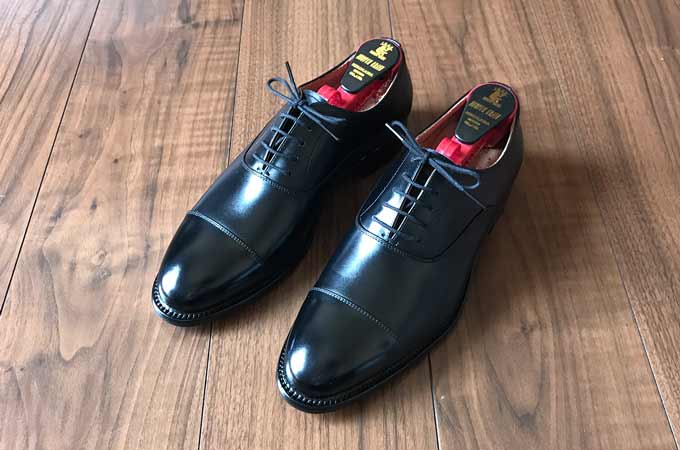 スコッチグレインの匠のド定番・黒のストレートチップを購入したのでご