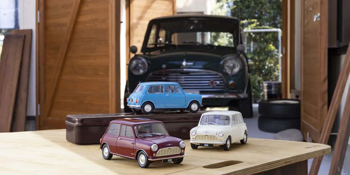 KYOSHO ORIGINAL 1/18scale Morris Mini Minor (Old English White