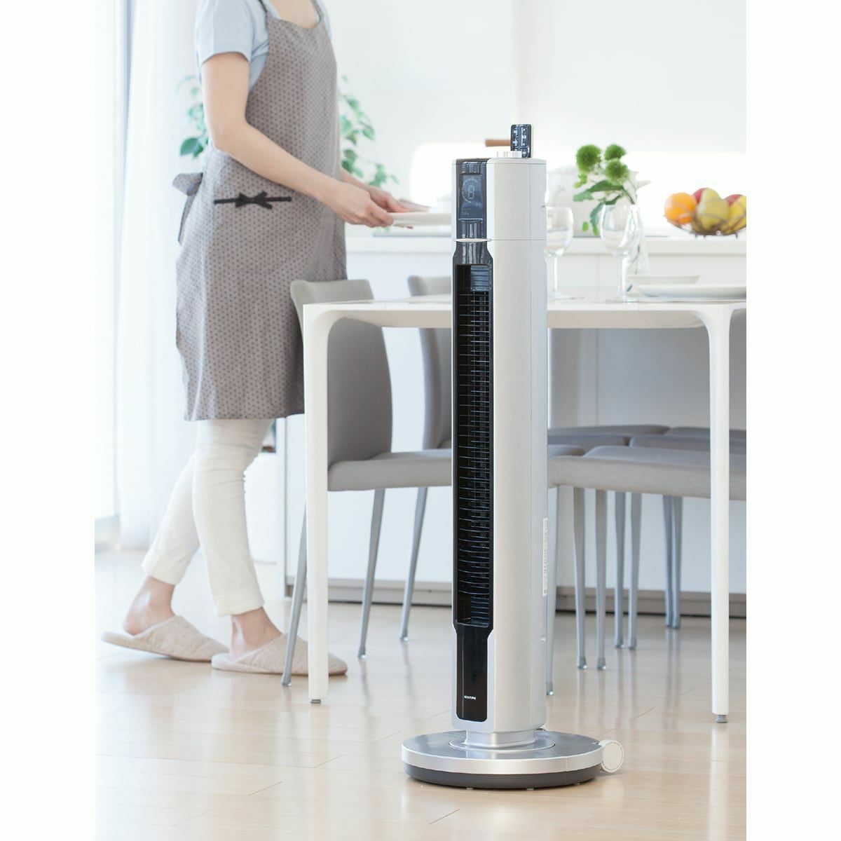 販売終了】コードレスタワーファンKTF-0520 | コイズミオンラインショップ