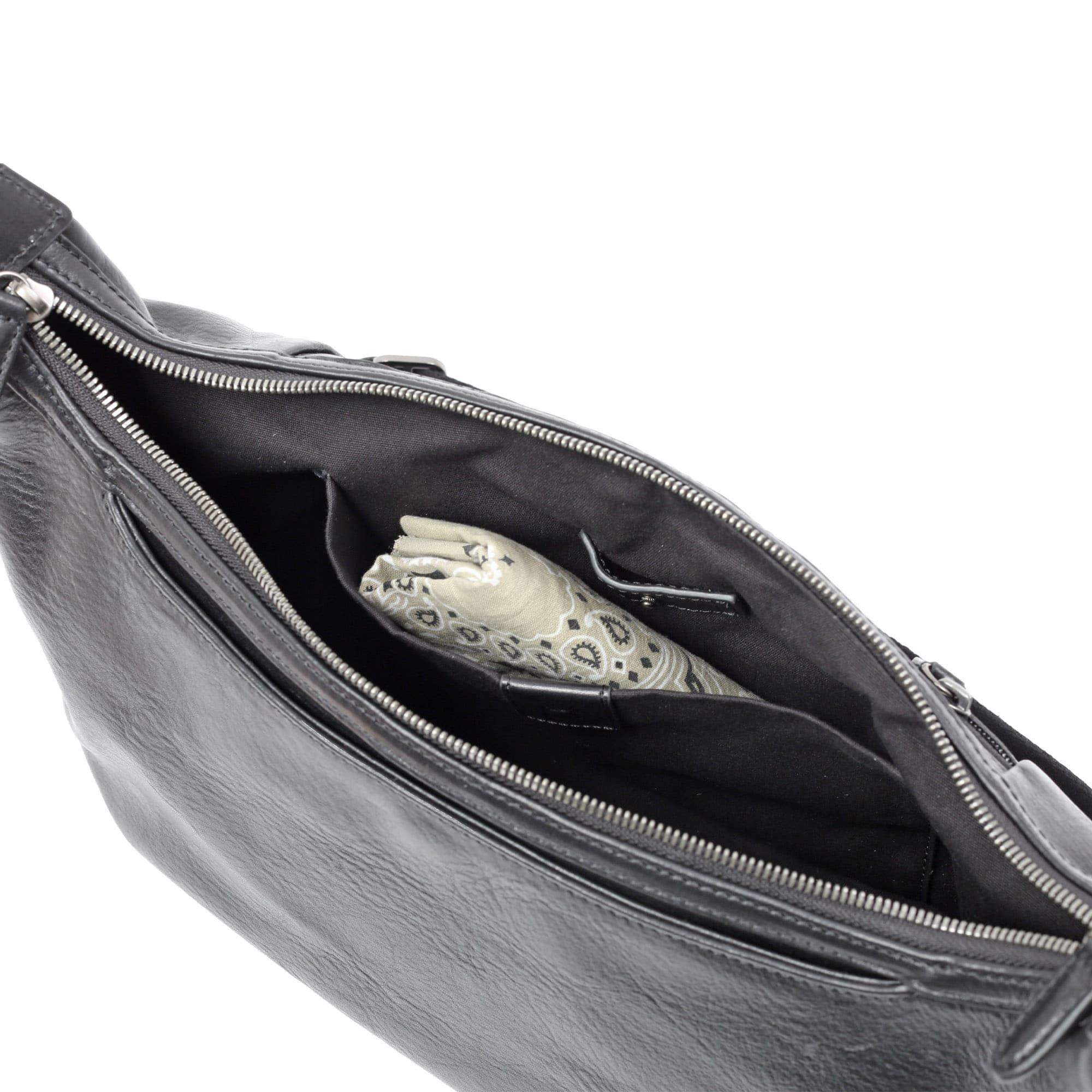 公式】 レザークラフトカンパニー EVERY ハーフムーン ショルダー