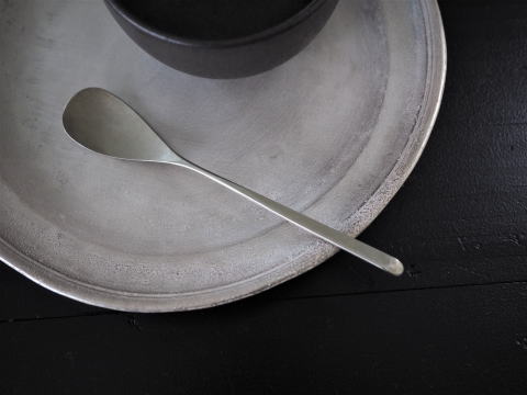 ラ・ロンダジル 「作家」でさがす 坂野友紀さん