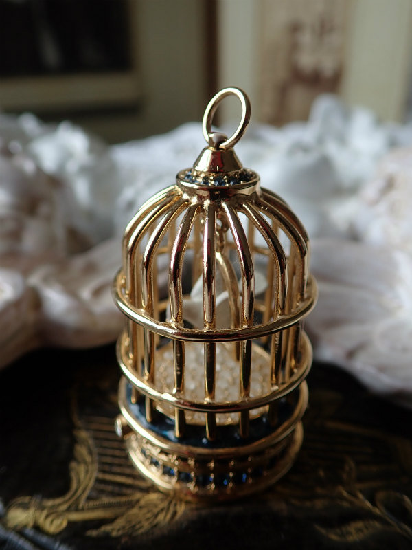 エスティローダークリスマス限定品】【練り香水ケース】【鳥籠型2007年