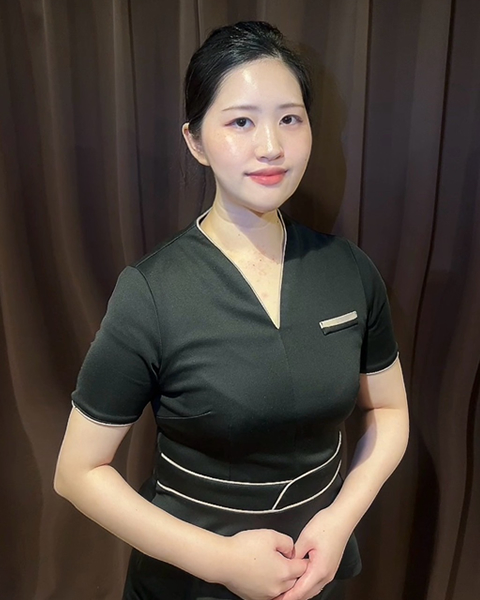 セラピスト | SPA SHINJUKU GARDEN. 新宿｜タイ古式＆アロマリンパ