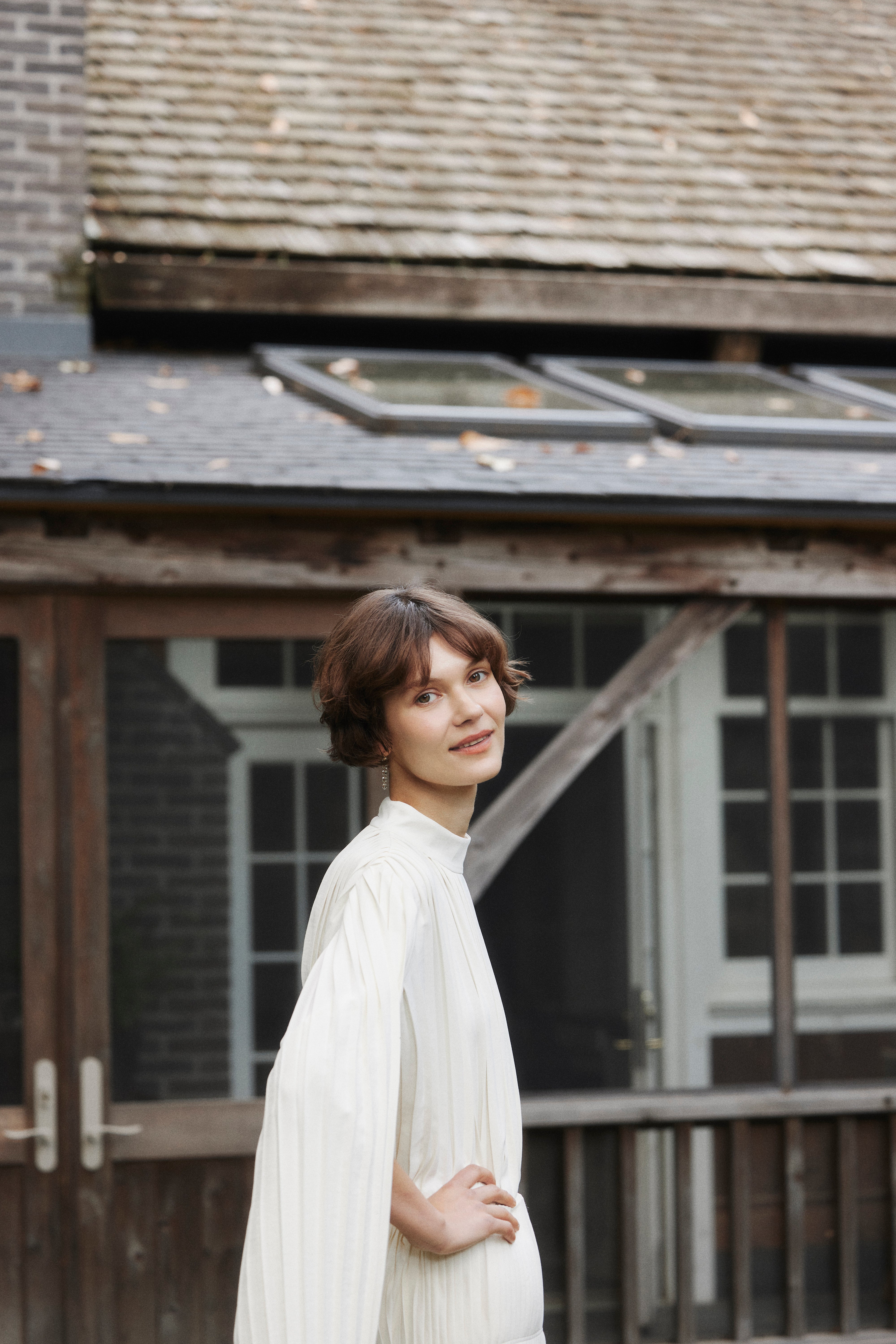 Powder Satin Pleats Cape Blouse – L'AUBE BLANC