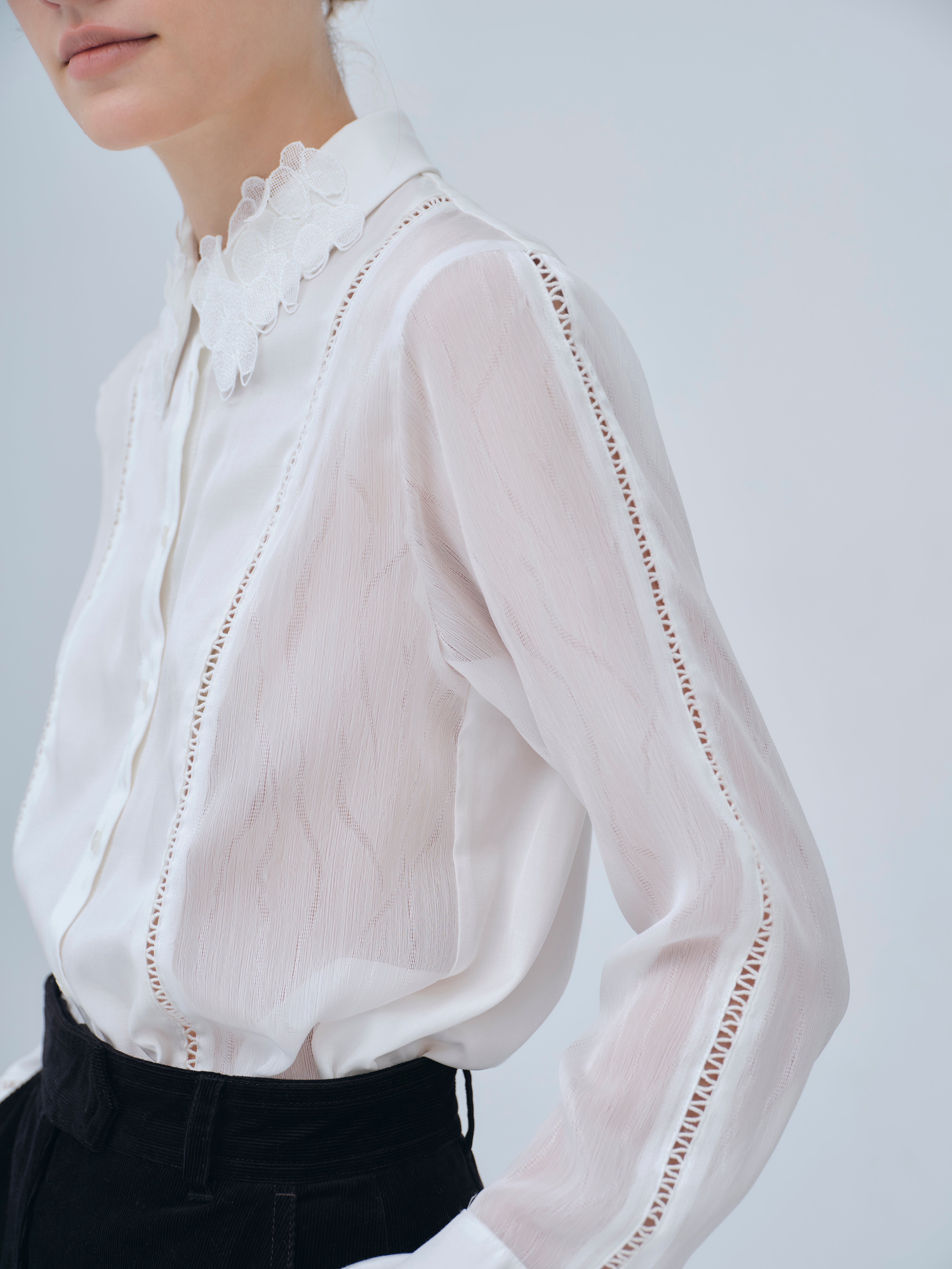 Orchid Embroidered Collar Shirt – L'AUBE BLANC