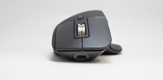 ロジクール MX Master 3レビュー】在宅勤務の仕事におすすめな