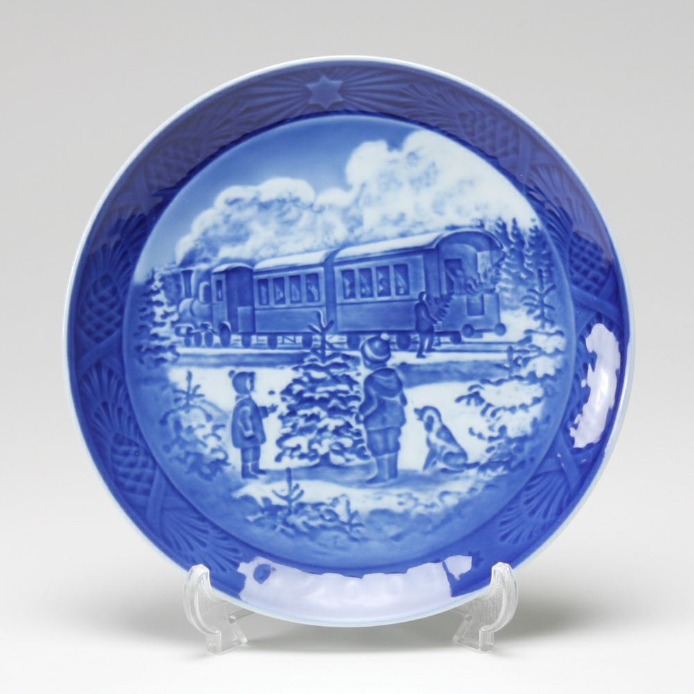 ロイヤルコペンハーゲン（Royal Copenhagen） イヤープレート 2004年