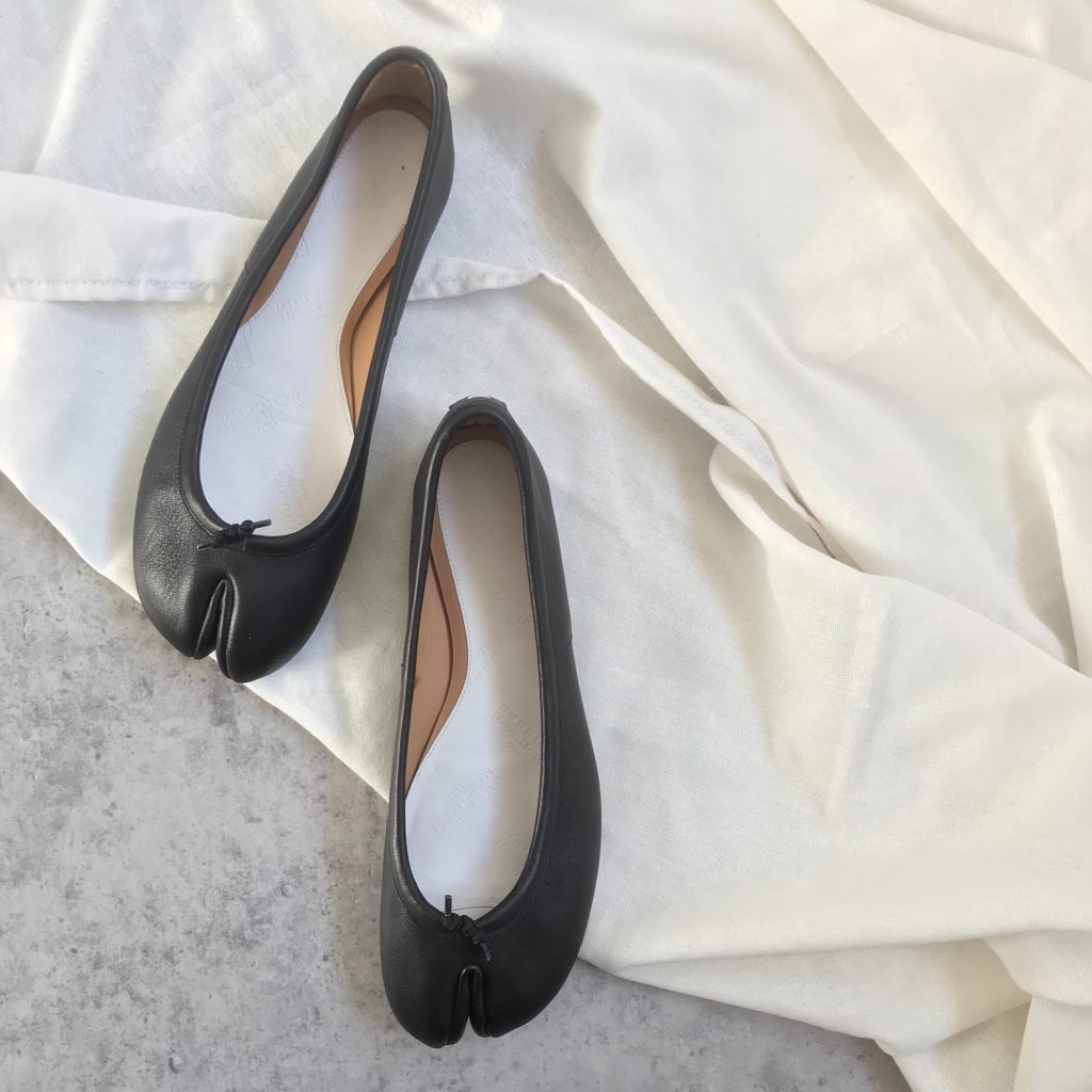 マルジェラの足袋バレエシューズ。 | LEE