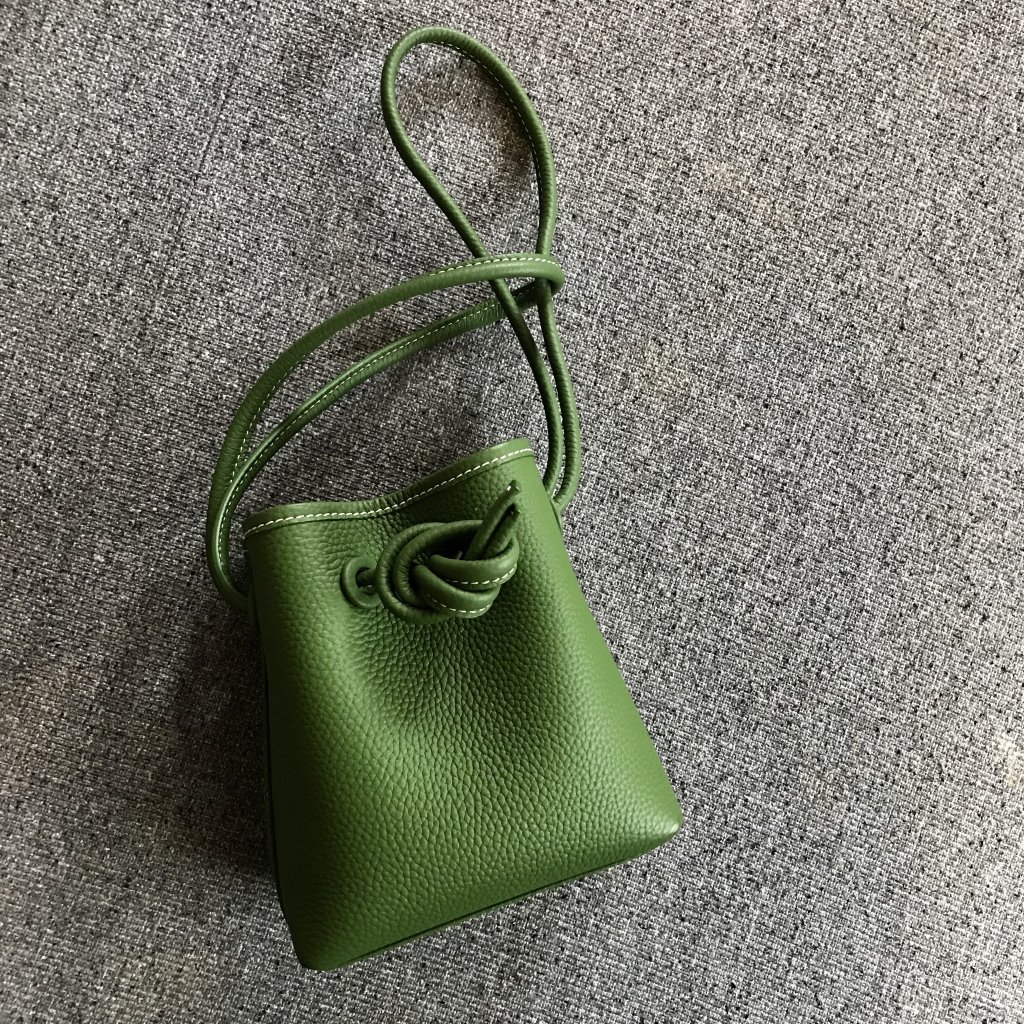 即決！私の「VASIC」はグリーンの“BOND MINI MINI” | LEE