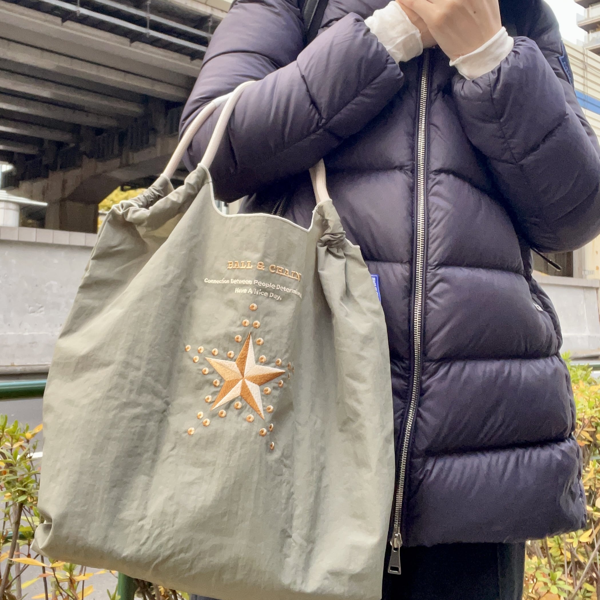 ボールアンドチェーン×紀ノ国屋】コラボ刺繍バッグが可愛い！カート柄