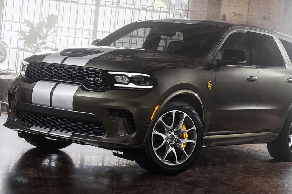 カスタマイズは600万通り以上】710馬力の最強SUV、ダッジ「デュランゴ