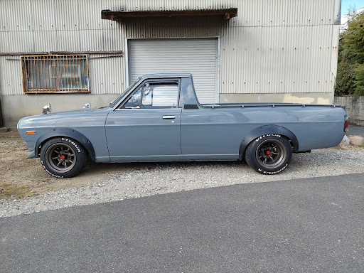 IG ADVANサニトラ　ワタナベ深リムオーバーフェンダーカスタム 1/18