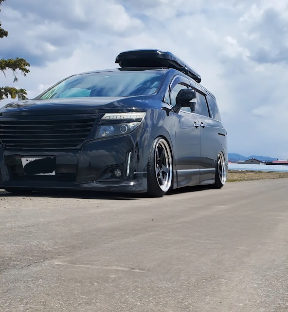 エルグランド E52型のエアサスに関するカスタム・ドレスアップ情報[173