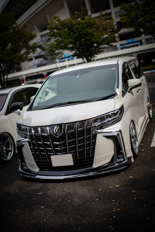 アルファードのエアサス・ヴェルファイア30後期・ハリアー60系後期