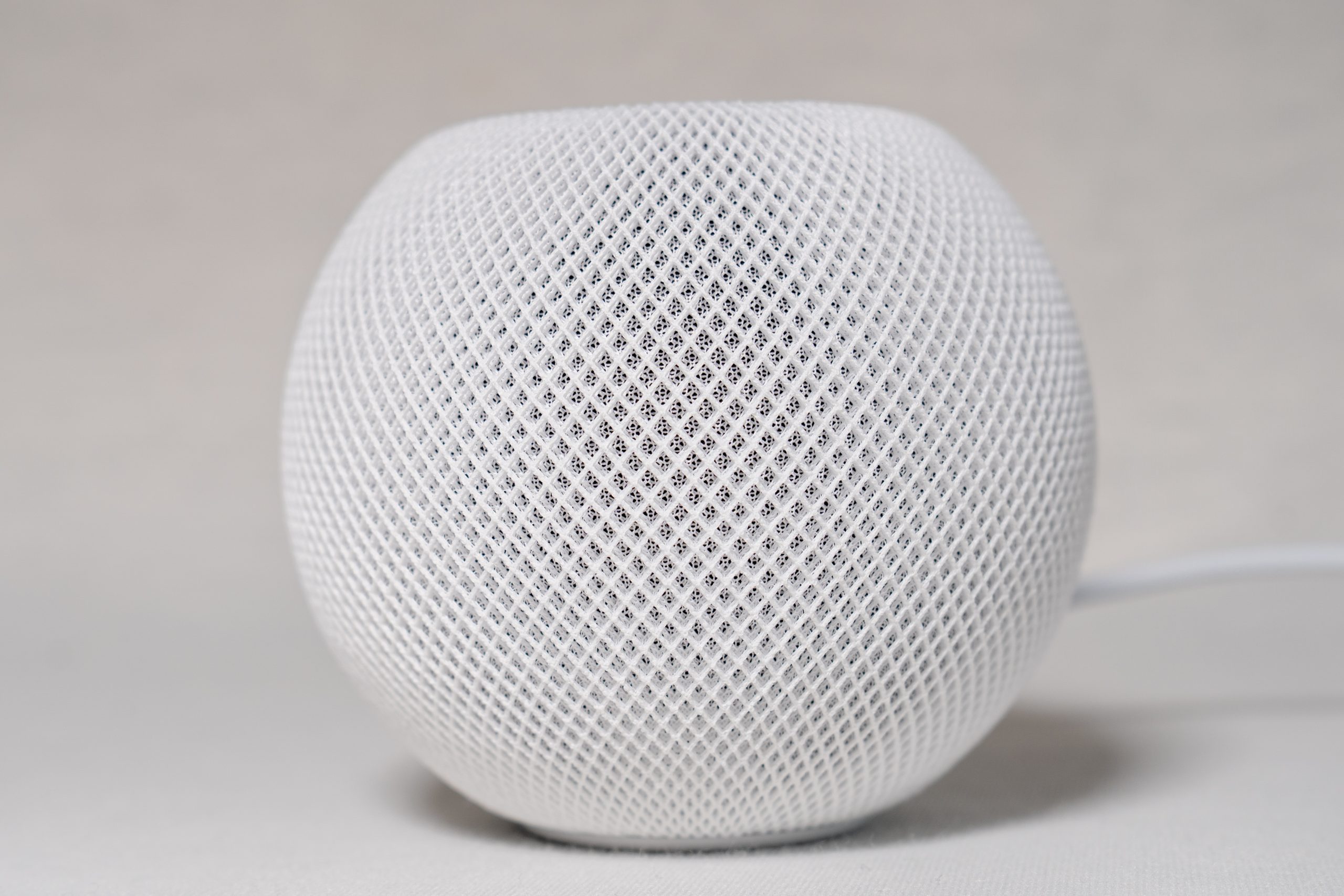 開封レビュー】AppleのスマートスピーカーHomePodmini！小さいのに