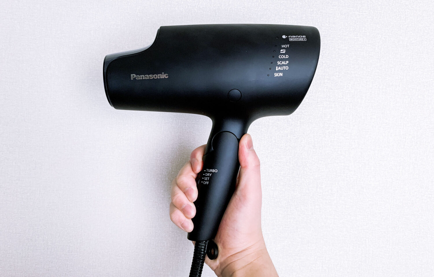 買う前にみて】美容師がナノケアEH-NA0Gの効果は言い過ぎかも。と