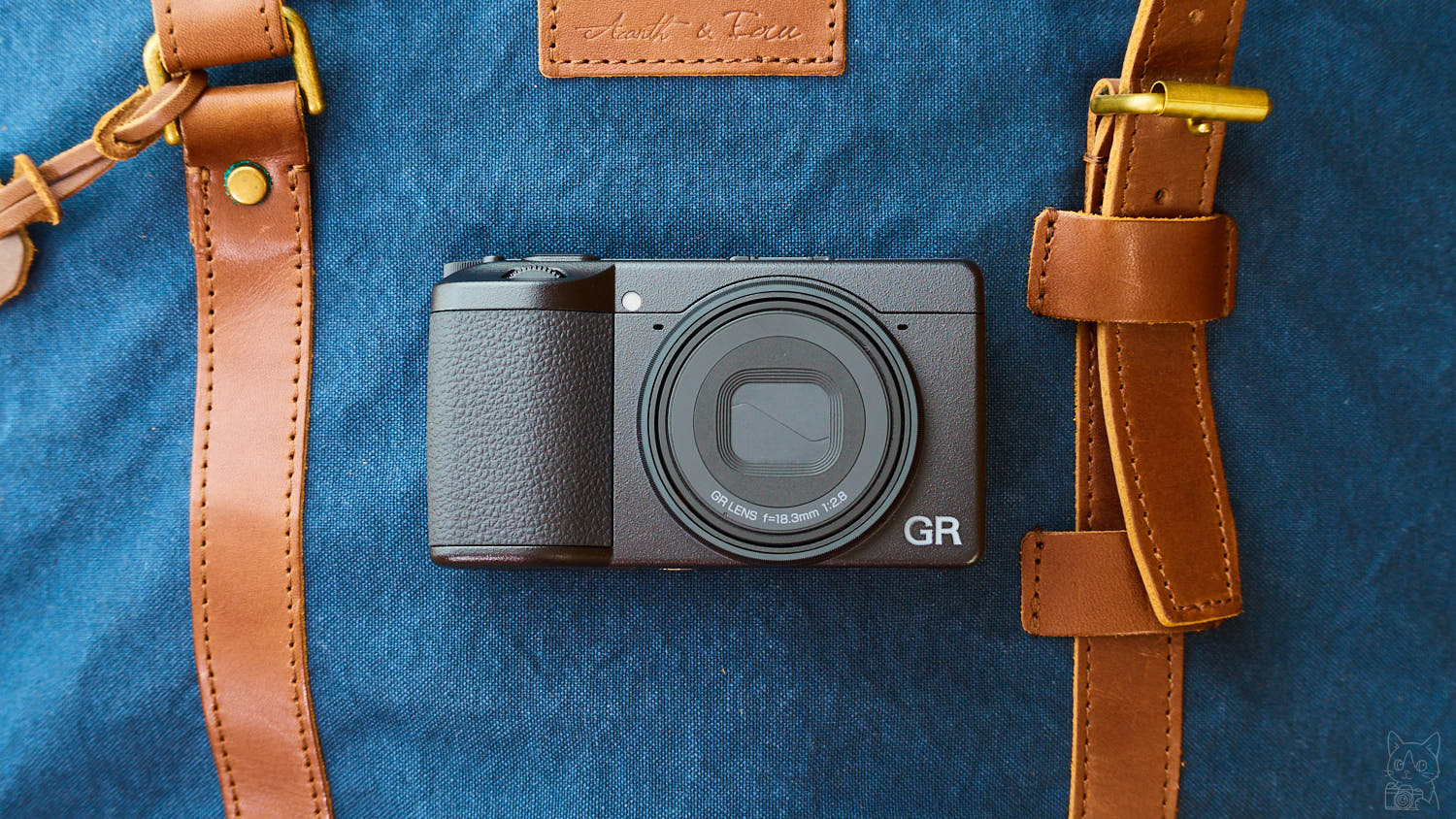 RICOH GR IV レビュー・作例｜薄い・軽い・高画質。コンデジの魅力を