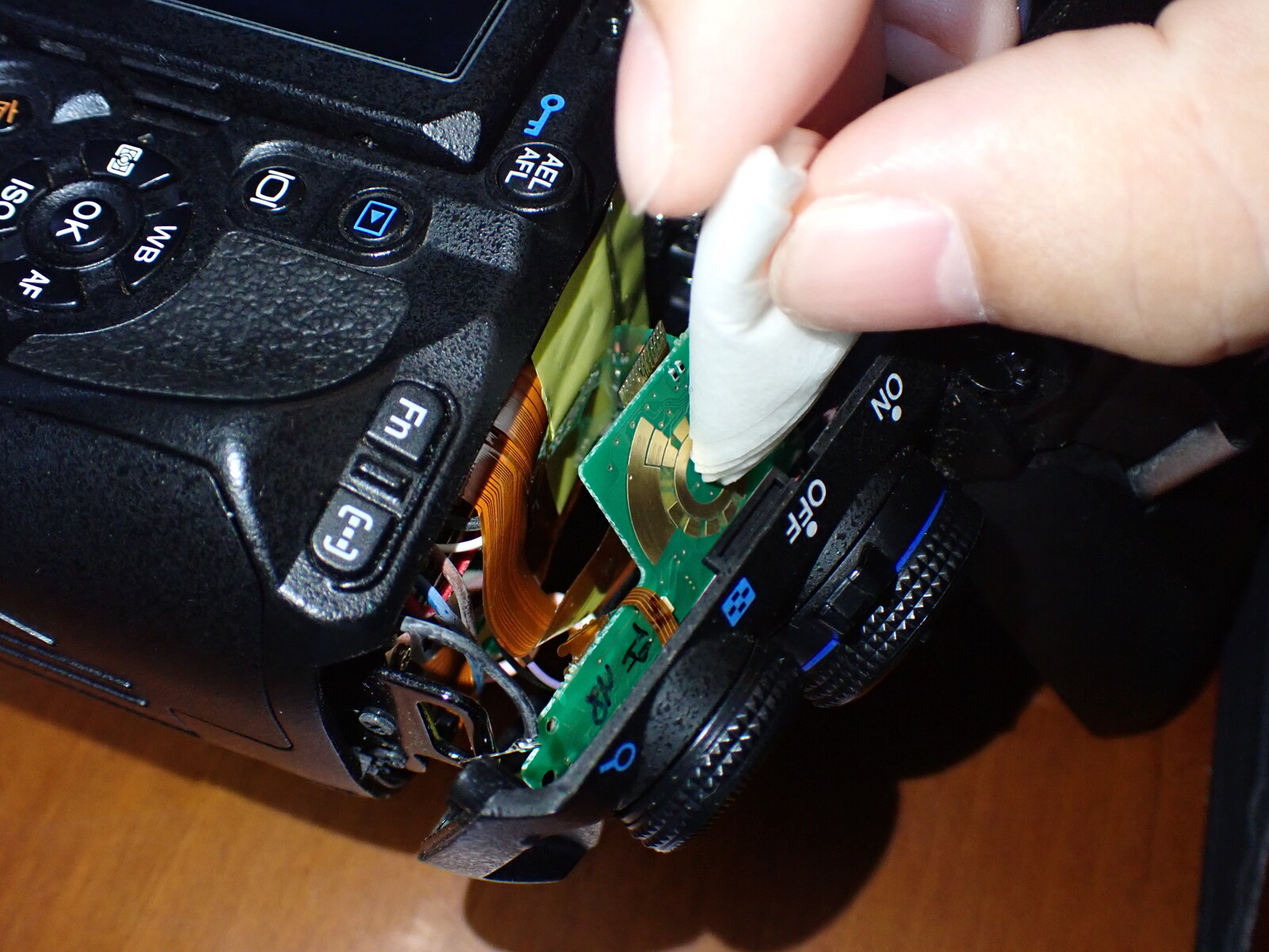 実はジャンクだったE-620。 : どこ日記。