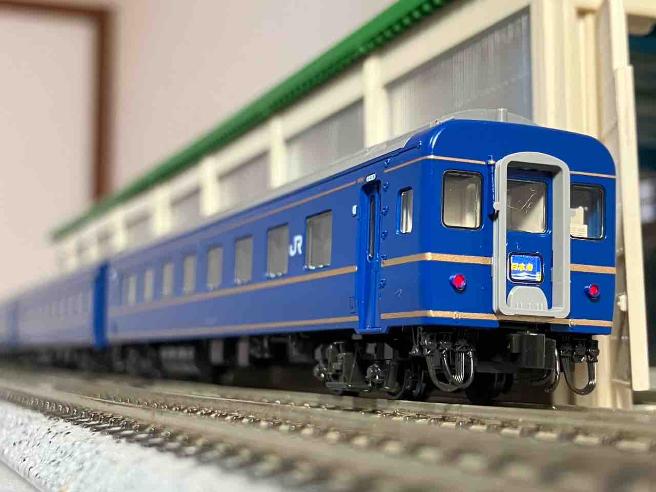 KATO 24系 日本海 入線 : 夏島鉄道