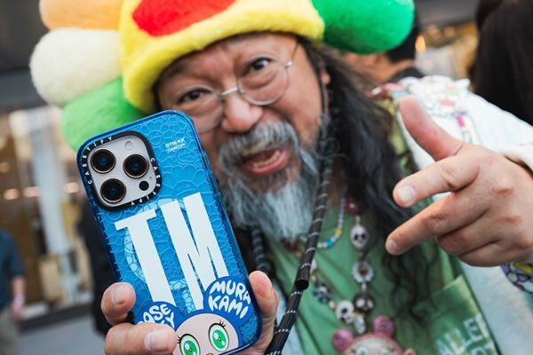 CASETiFYと現代アーティスト村上隆がコラボ。スマホケースなどテック