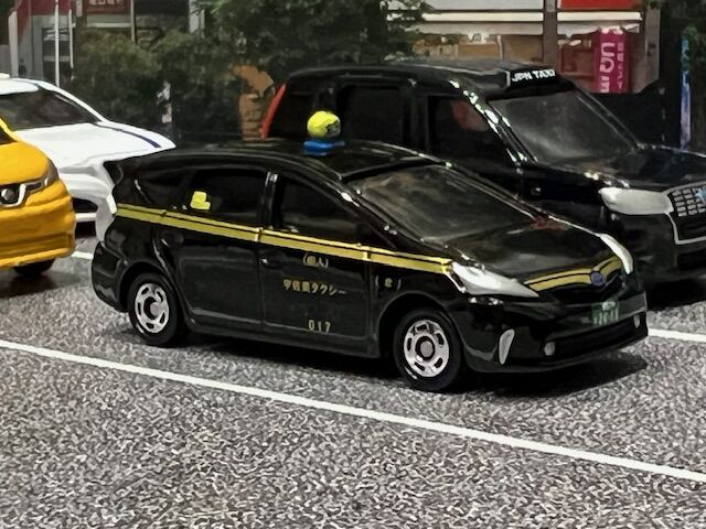 トミカ TOKYO タクシー トヨタ プリウスα : FAIRLADY Z fan