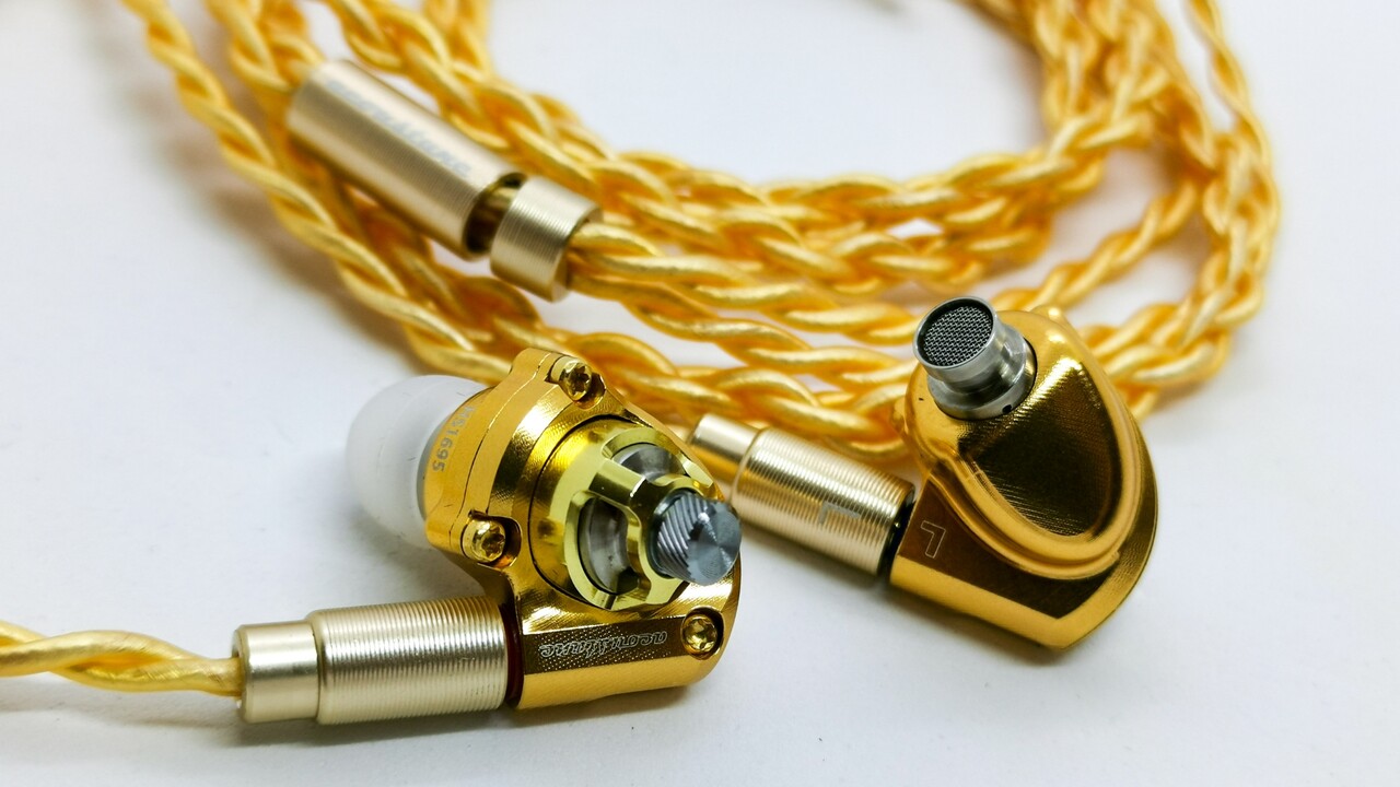 Acoustune 「HS1695TI Gold」 とにかくゴールドデザインが素敵で