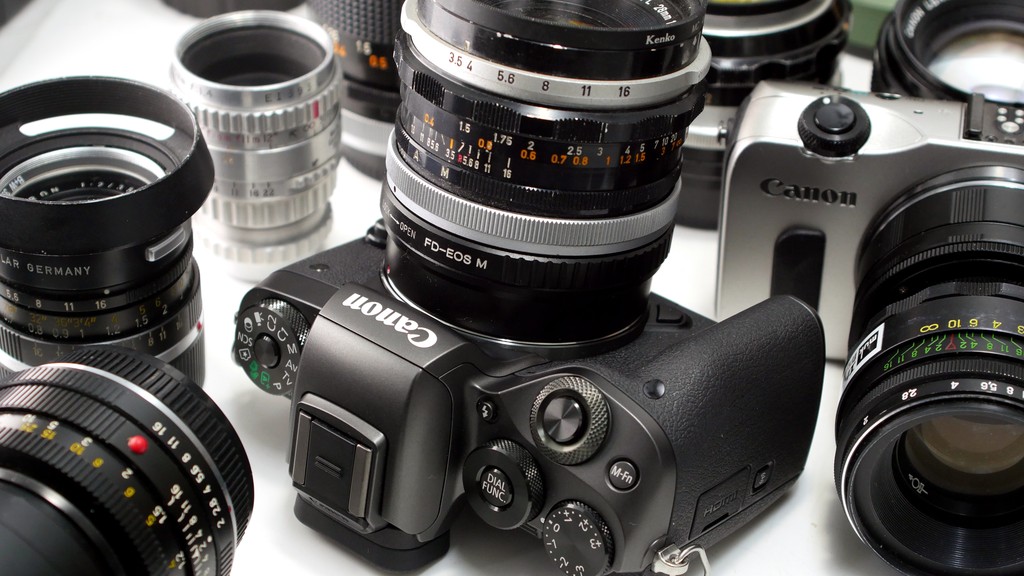 Canon EOS M5セット（レンズ2本/付属品/マウントアダプター） Canon