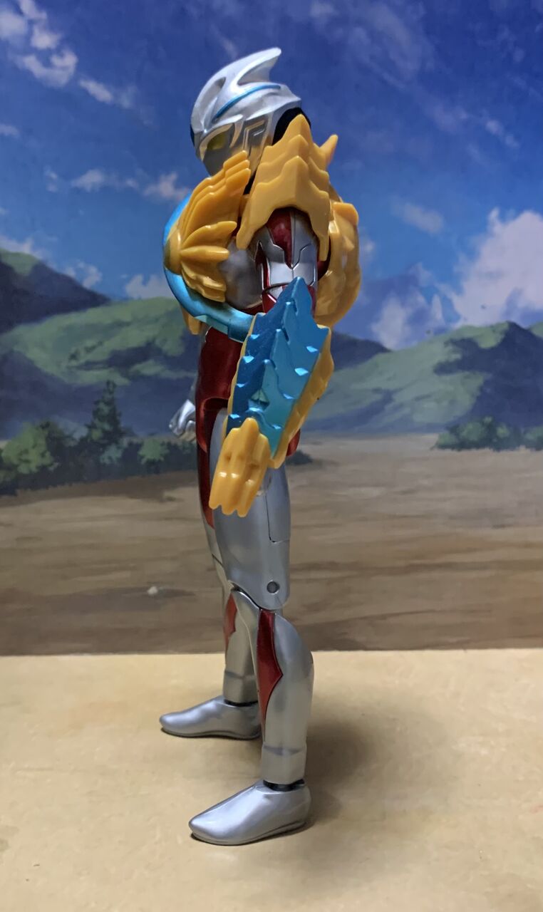 ウルトラアクションフィギュア ウルトラマンアーク メタリックカラー