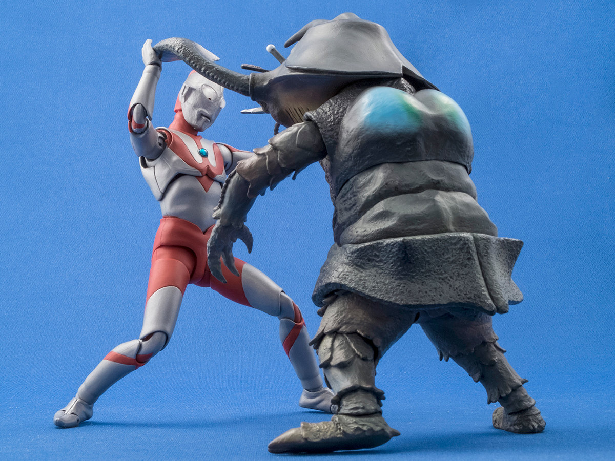 強敵！「S.H.Figuarts アントラー」撮りおろしレビュー！！ : S.H.