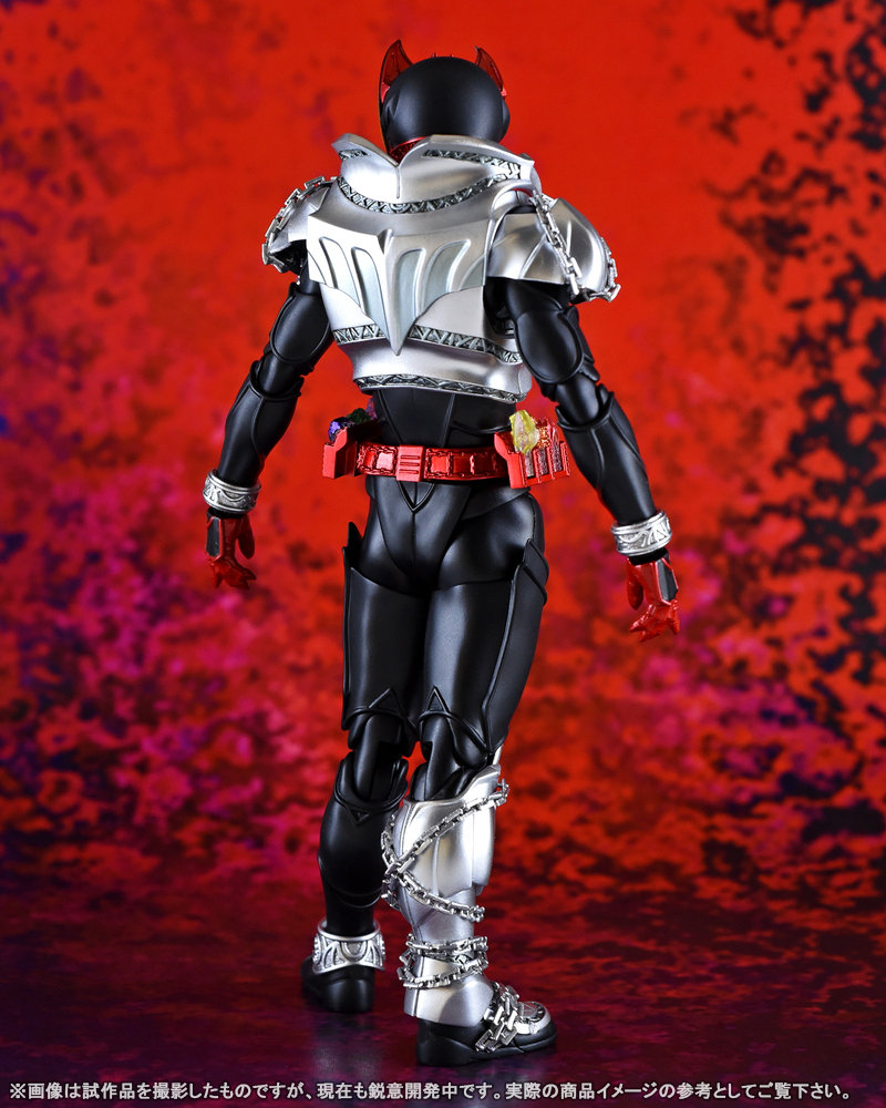 ウェイクアップ！「S.H.Figuarts（真骨彫製法）仮面ライダーキバ キバ
