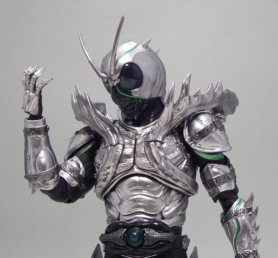 S.H.フィギュアーツ「仮面ライダーSHADOWMOON」 : 空想玩具シリーズ