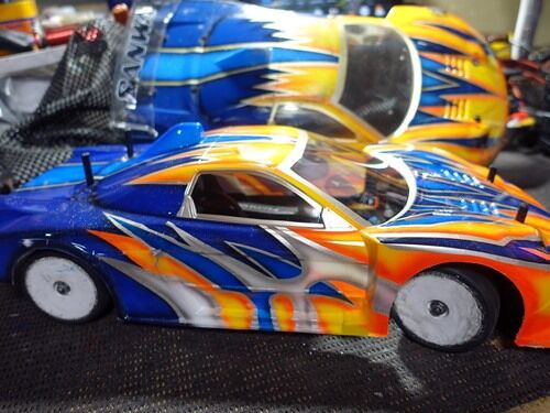 モチュールZ・NSX-GT・ライキリ様の塗装 : ひろやんのRC日記