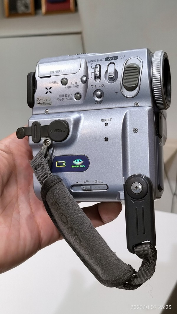 2001/平成13/SONY/DCR-PC9/Handycam/ハンディカム/DV/68万画素CCD/光学