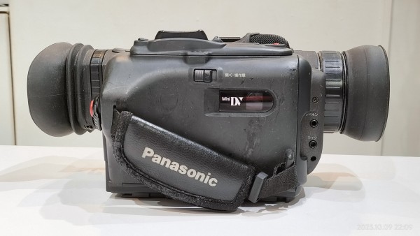 1995/平成7/Panasonic/NV-DJ1/DIGICAM/3CCD/DVカメラ/12倍ズーム