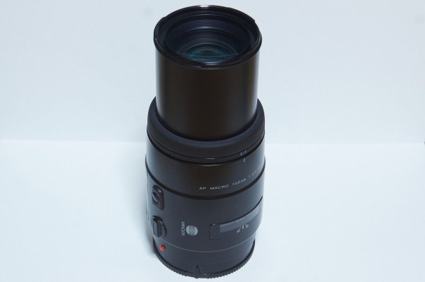 レビュー記事】Aマウントレンズのおはなし。第3回 (AF Macro 100mm F2